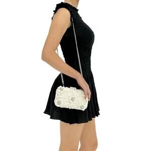 Olga Berg White Chic Clutch